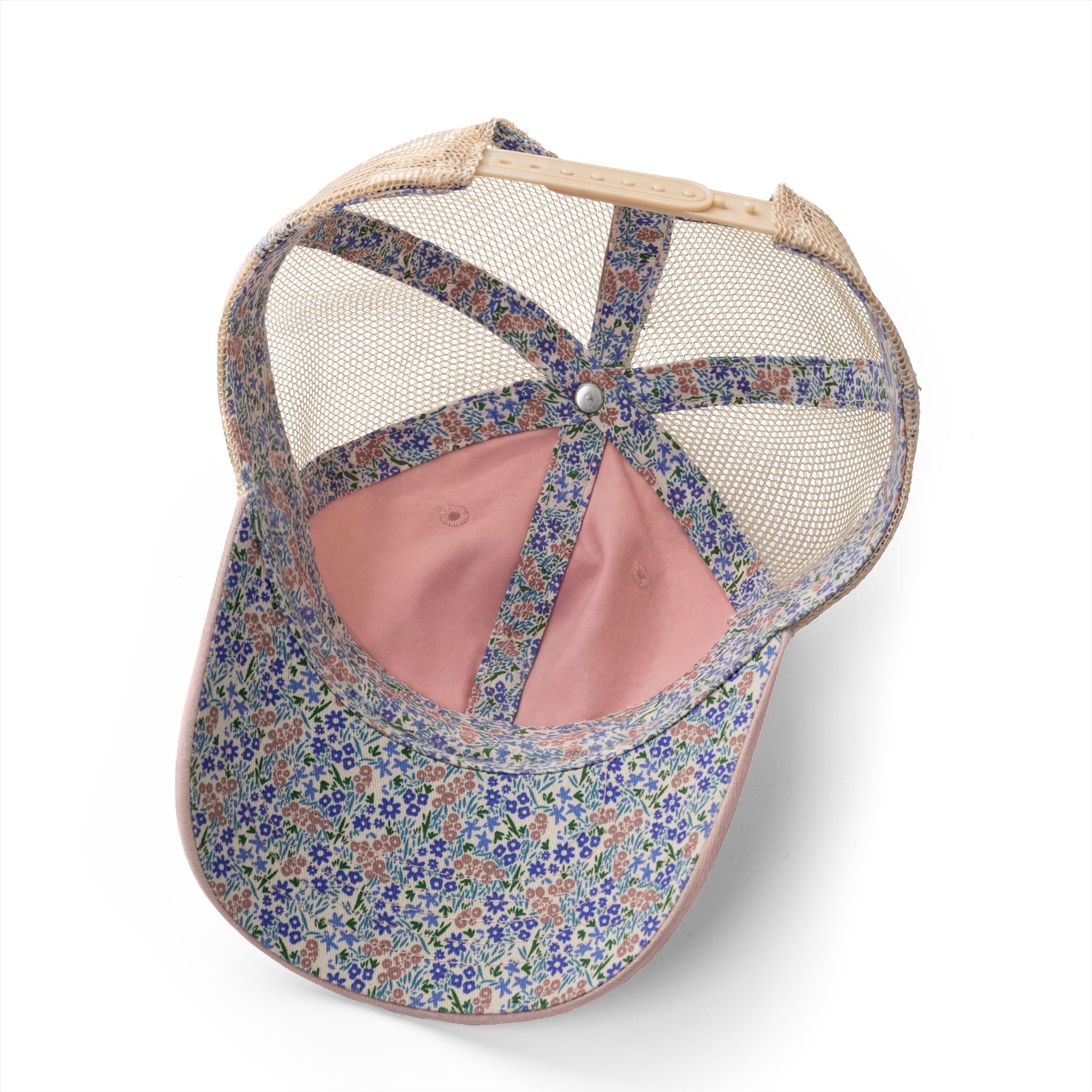 'not bossy just aggressively helpful' Women's Washed Mesh-Back Cap